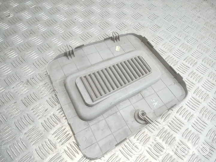 Hyundai Trajet Other trunk/boot trim element 