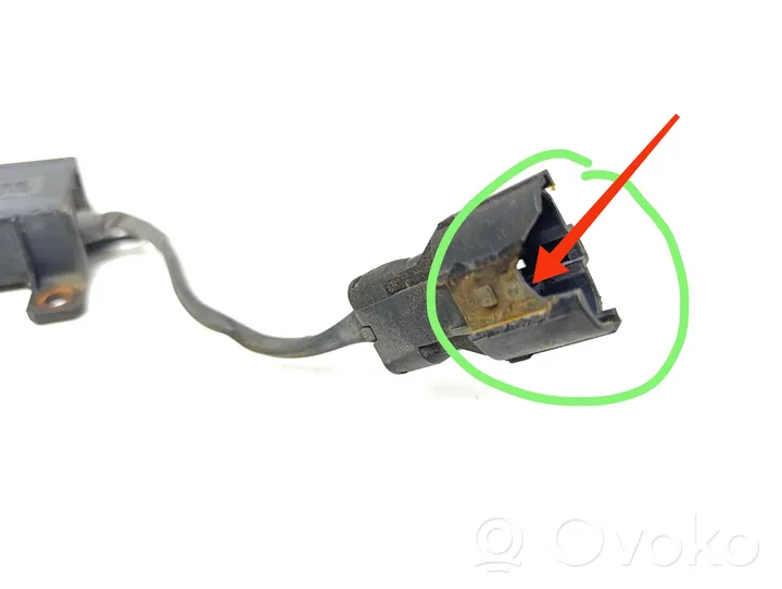 Hyundai Trajet Outside/exterior temperature sensor 9728037000