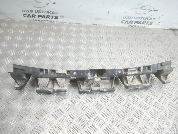 Renault Megane II Uchwyt / Mocowanie zderzaka tylnego 8200074445