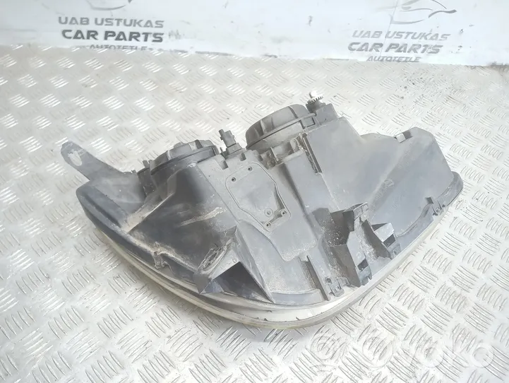 Citroen C5 Lampa przednia 9632664880