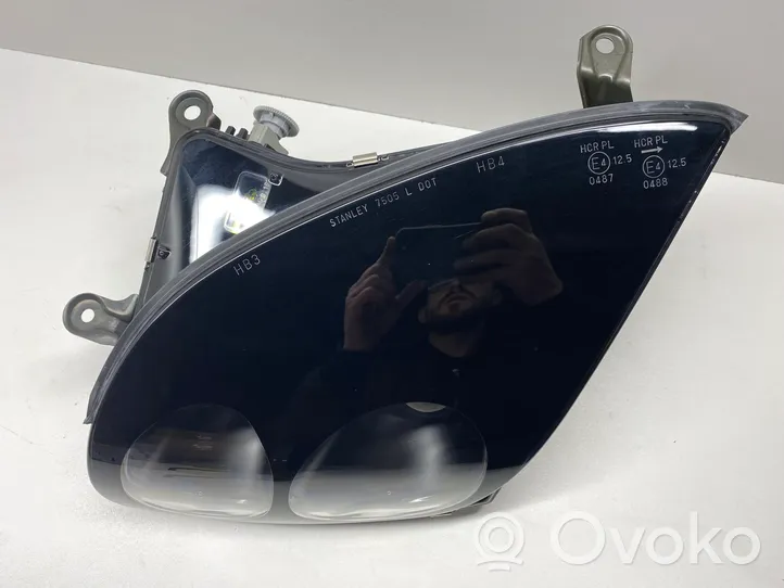 Mitsubishi 3000 GT Headlight/headlamp MR273149