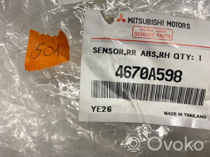 Mitsubishi L200 ABS Sensor hinten MN102578