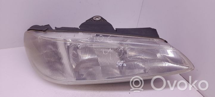 Peugeot 406 Lampa przednia 961625120