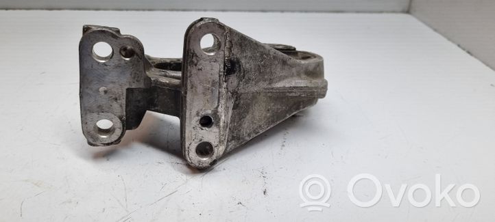 Citroen Berlingo Wspornik / Mocowanie łożyska podpory wału napędowego 96391768