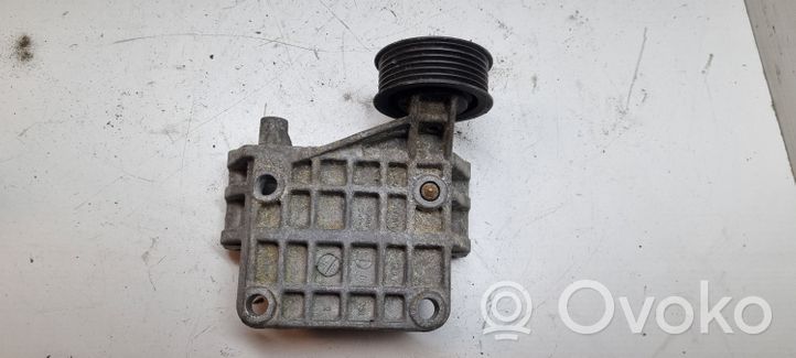 Audi A8 S8 D3 4E Support de générateur / alternateur 059903143K