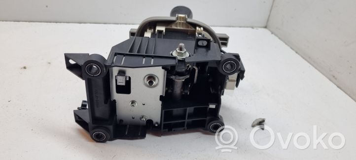 Toyota Yaris Vaihteenvalitsimen verhoilu 8945152020