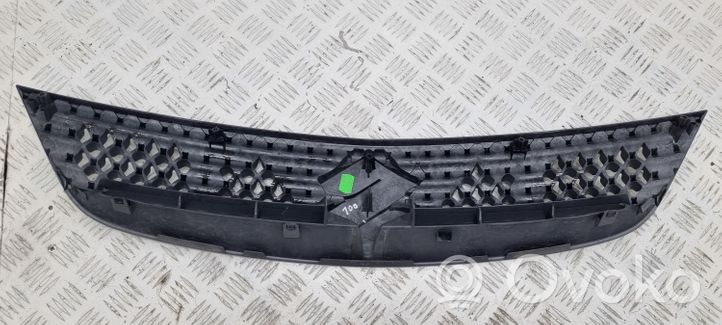 Suzuki SX4 Grille calandre supérieure de pare-chocs avant 7174155L0