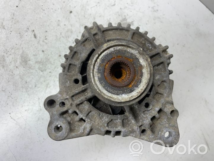 Volkswagen Jetta V Alternador 06F903023F