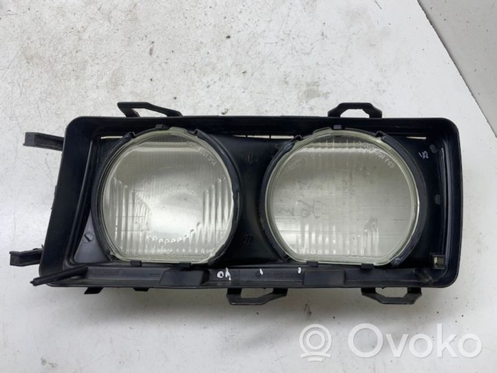 BMW 3 E36 Couvercle de lentille de phare 1305544154