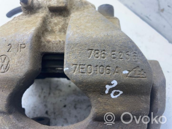 Volkswagen Multivan T5 Front brake caliper 7E0106A