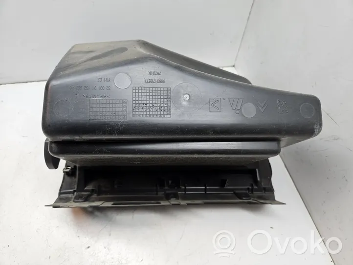 Citroen C3 Picasso Schowek deski rozdzielczej / Komplet 96881953ZD