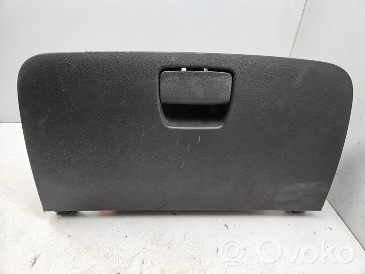 Opel Mokka Couvercle de boîte à gants AXB88015