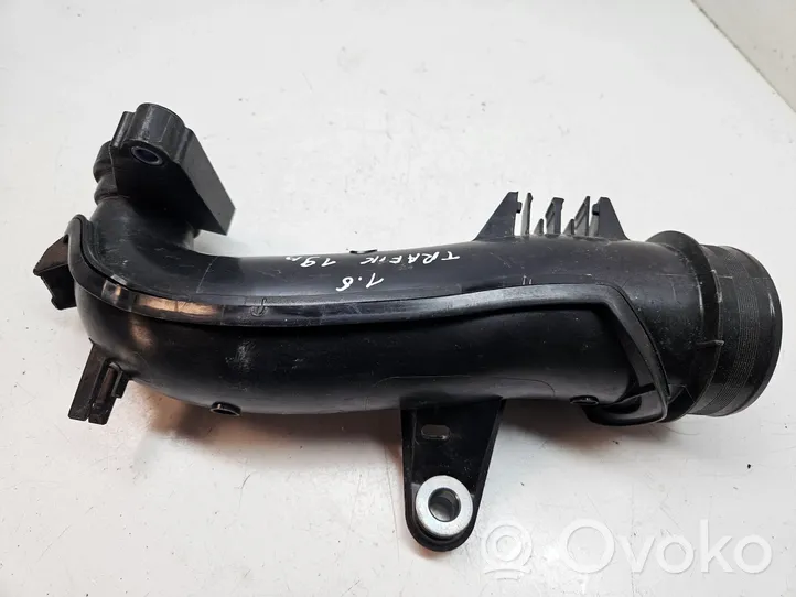 Renault Trafic III (X82) Turbo air intake inlet pipe/hose 165752889R