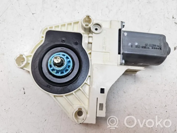 Volkswagen Sharan Front door window regulator motor 8K0959801B