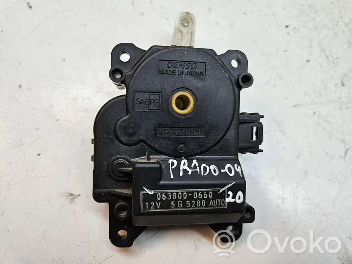 Toyota Land Cruiser (J120) Moteur / actionneur de volet de climatisation 0638000660