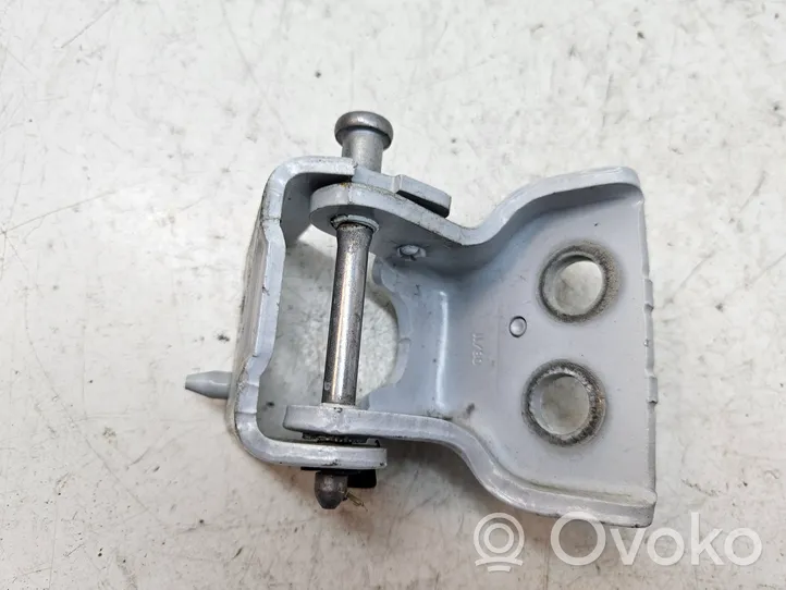 Citroen DS3 Front door lower hinge 