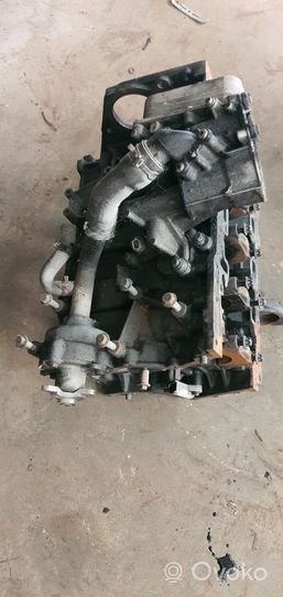 Opel Vivaro Engine block M9R