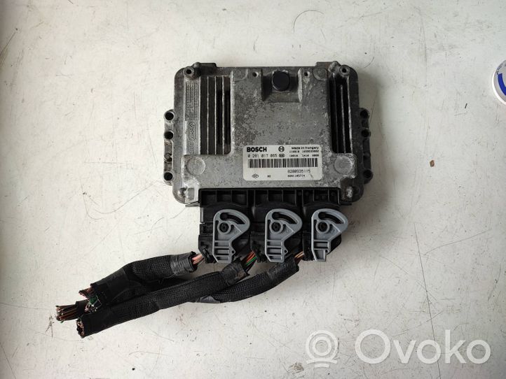 Opel Vivaro Unidad de control/módulo del motor 8200935115