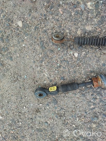 Renault Trafic II (X83) Gear shift cable linkage M610438