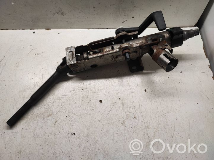 Opel Vivaro Steering wheel axle 8200452634