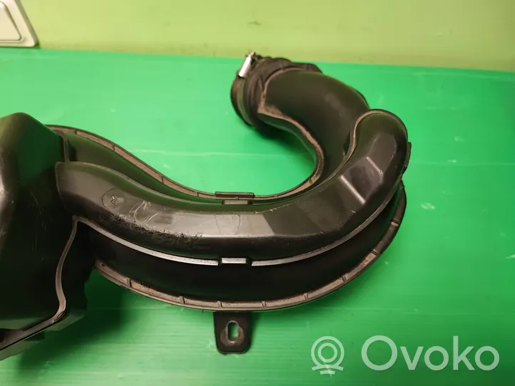 Opel Vivaro Air intake hose/pipe 165755972R