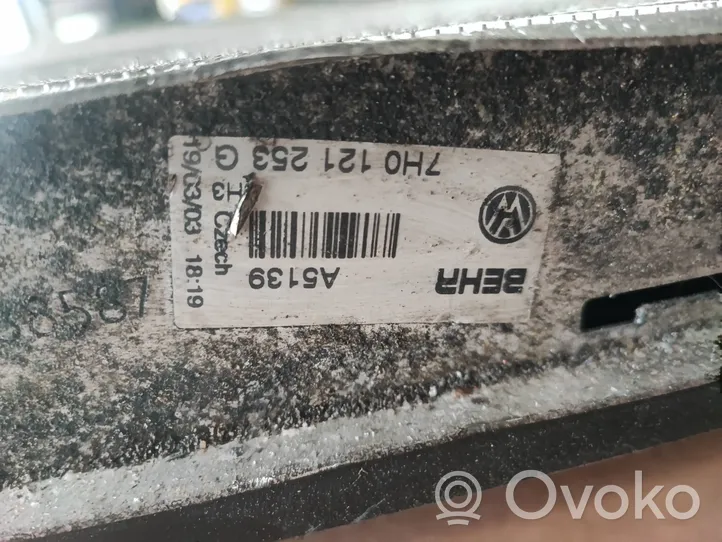 Volkswagen Transporter - Caravelle T5 Radiateur de refroidissement 7H0121253G