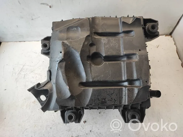 Renault Trafic II (X83) Scatola del filtro dell’aria 8200760899