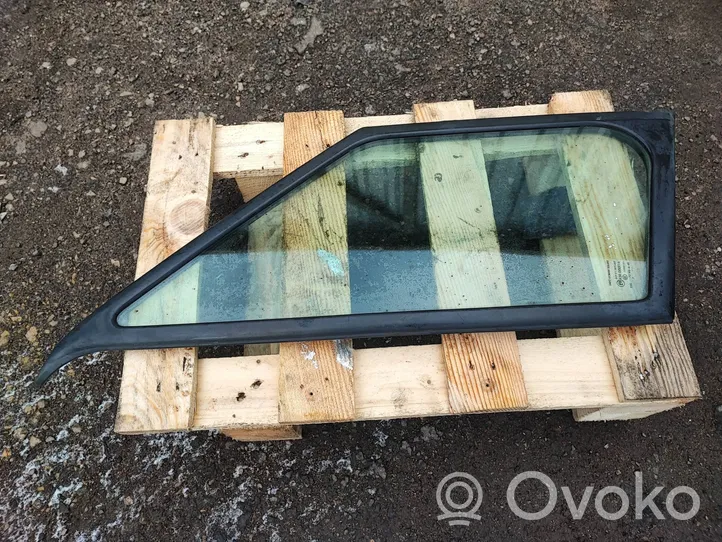 Mercedes-Benz Sprinter W906 Front vent window/glass (coupe) A9066711820