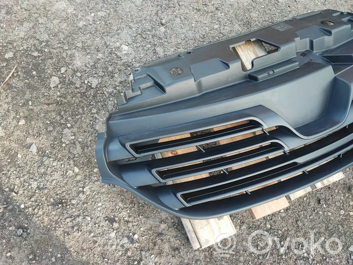 Renault Trafic III (X82) Maskownica / Grill / Atrapa górna chłodnicy 623108673R