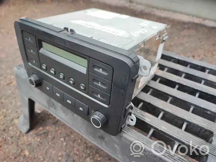 Volkswagen Caddy Radio/CD/DVD/GPS-pääyksikkö 8631122624