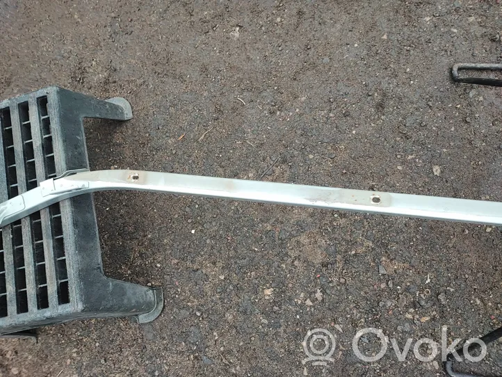 Renault Trafic III (X82) Sliding door upper top rail 8200154869