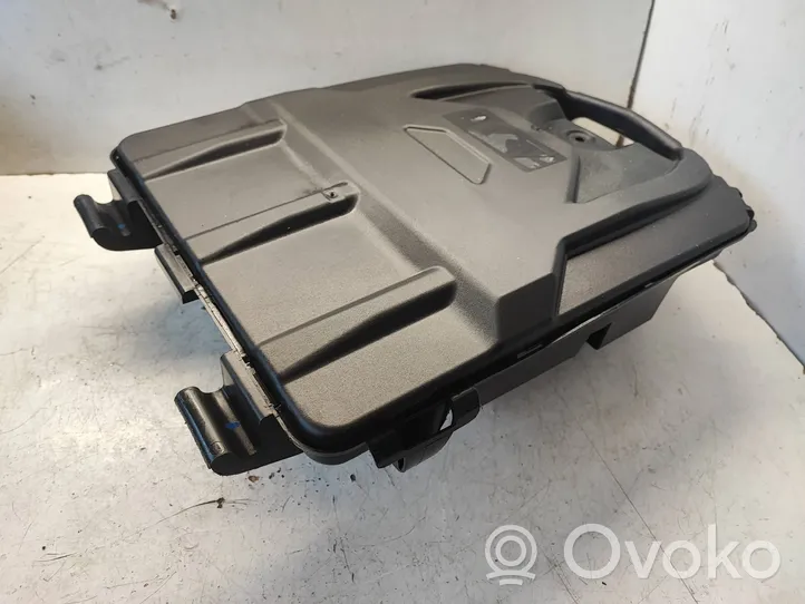 Opel Vivaro Tool set 995015576R