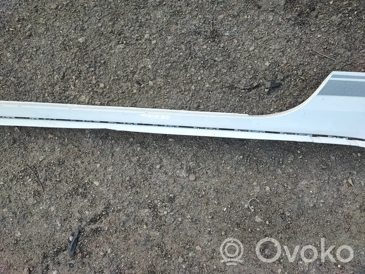 Ford Mustang VI Sill FR3B6310155