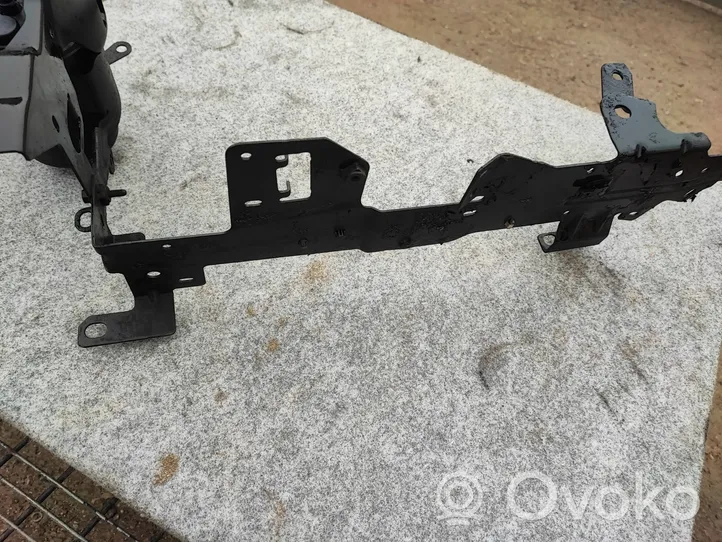 Renault Trafic III (X82) Staffa/supporto di montaggio del filtro carburante 164192090R