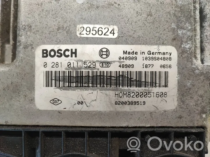 Renault Trafic II (X83) Engine control unit/module 8200389519