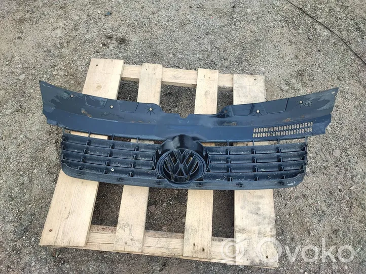 Volkswagen Transporter - Caravelle T5 Maskownica / Grill / Atrapa górna chłodnicy 