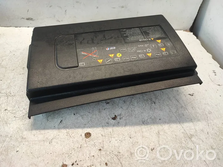 Renault Trafic III (X82) Battery box tray cover/lid 244970004R