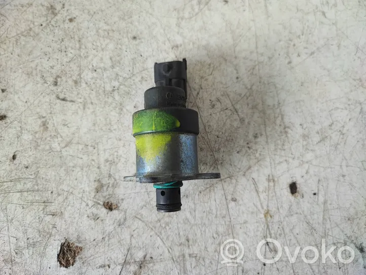 Opel Vivaro Capteur de pression de carburant 0928400487