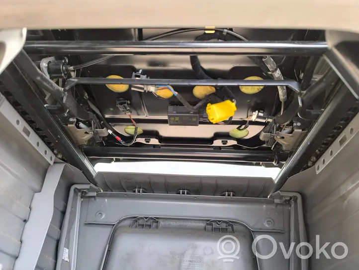 Volkswagen Multivan T5 Fotel przedni kierowcy 