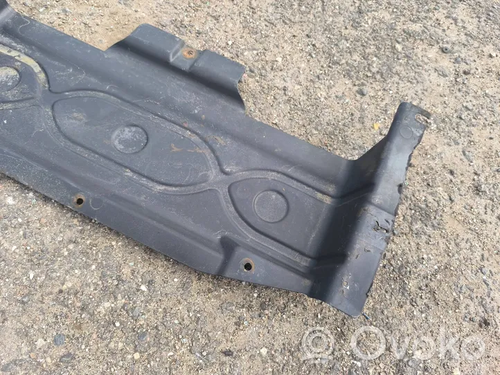 Volkswagen Multivan T5 Rear underbody cover/under tray 7H0825193A