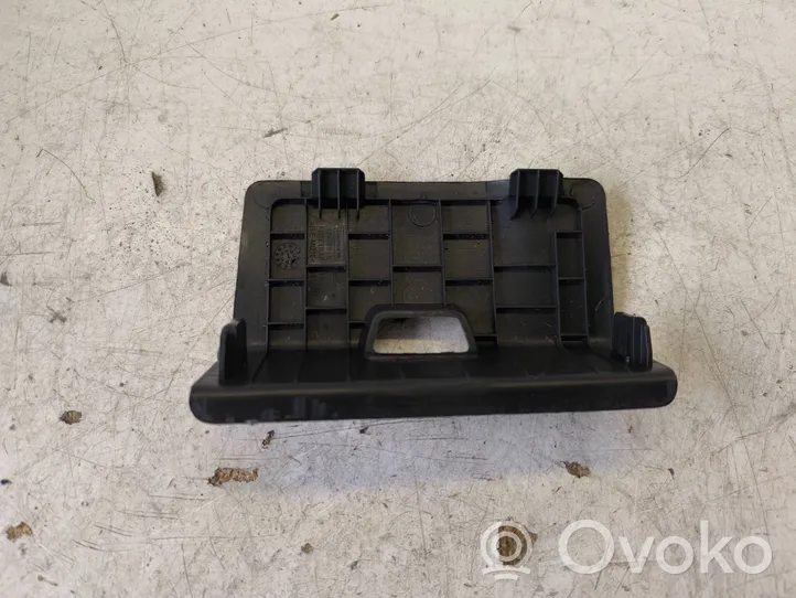 Opel Vivaro Coperchio scatola dei fusibili 48506M