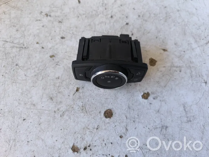 Ford Mustang VI Light switch DG9T13D061BEW