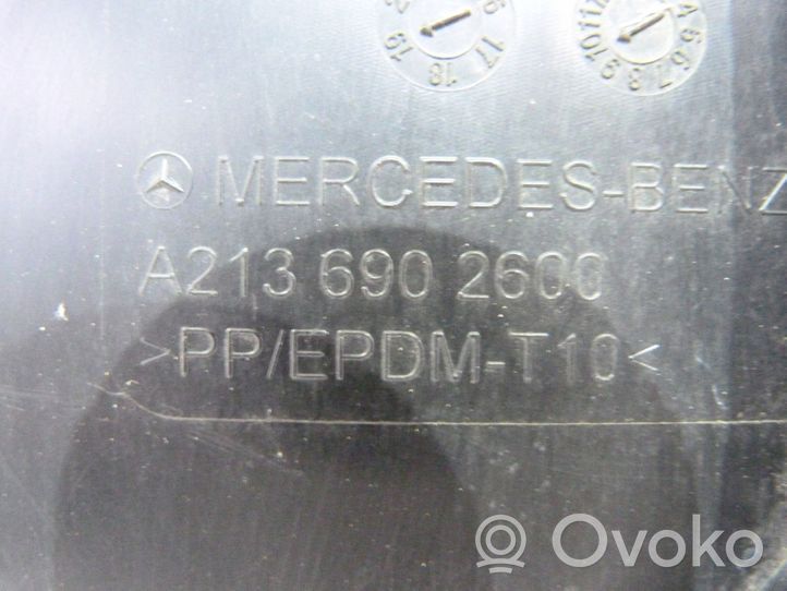 Mercedes-Benz E W213 Polttoainesäiliön pohjapanssari A2136902600