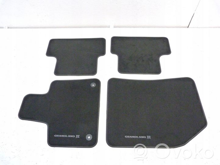 Opel Grandland X Car floor mat set 