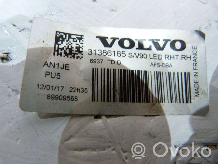 Volvo S90, V90 LED-liitäntälaitteen ohjausmoduuli 31386165