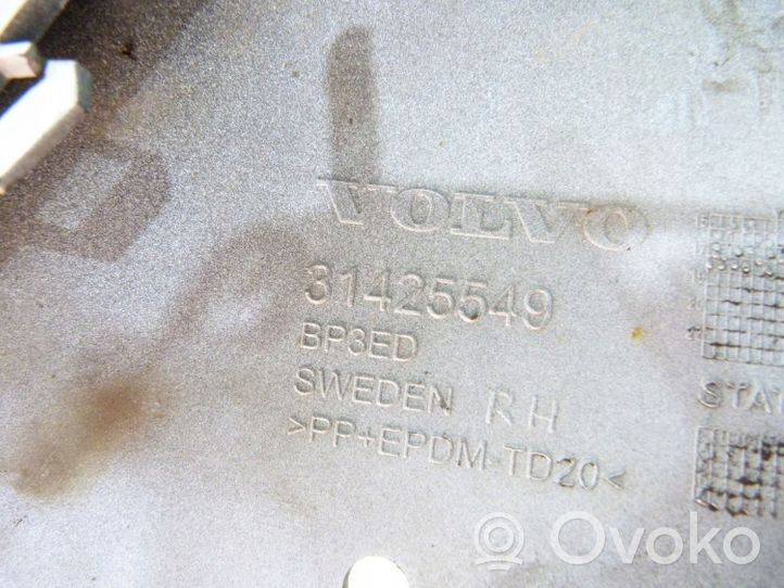 Volvo V90 Cross Country Coin du pare-chocs avant 31425549