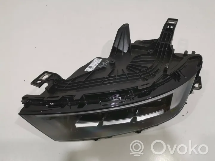 Opel Astra L Lampa przednia 9850326380