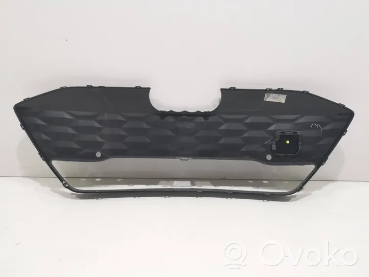 Audi E-tron GT Front bumper upper radiator grill 4J3853653C