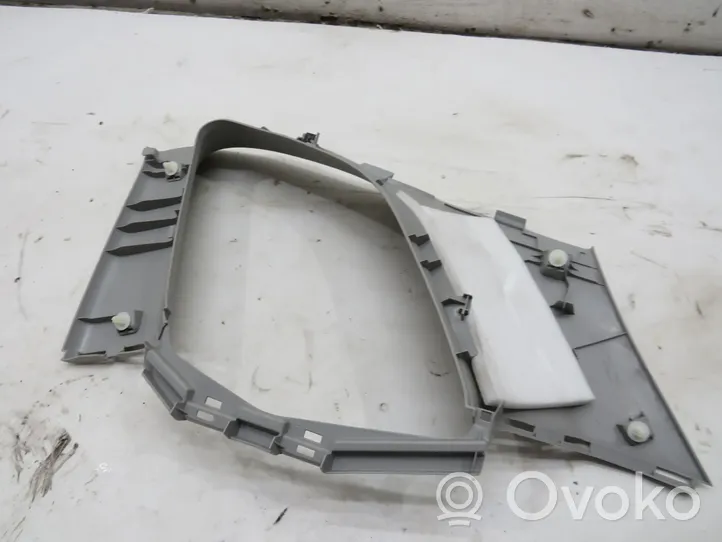 Suzuki Vitara (LY) Rivestimento montante (C) 76261-54P0