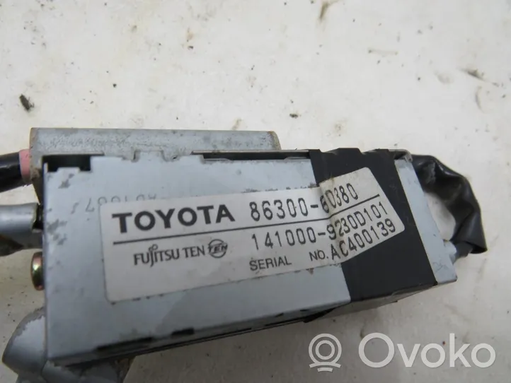 Toyota Land Cruiser (J120) Antenos valdymo blokas 86300-60380